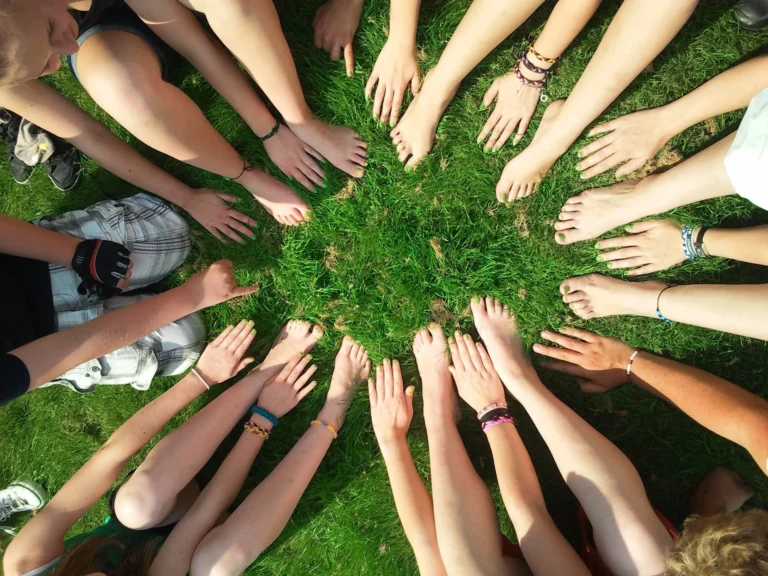 How Free Mental Health Support Builds Stronger, Healthier Communities